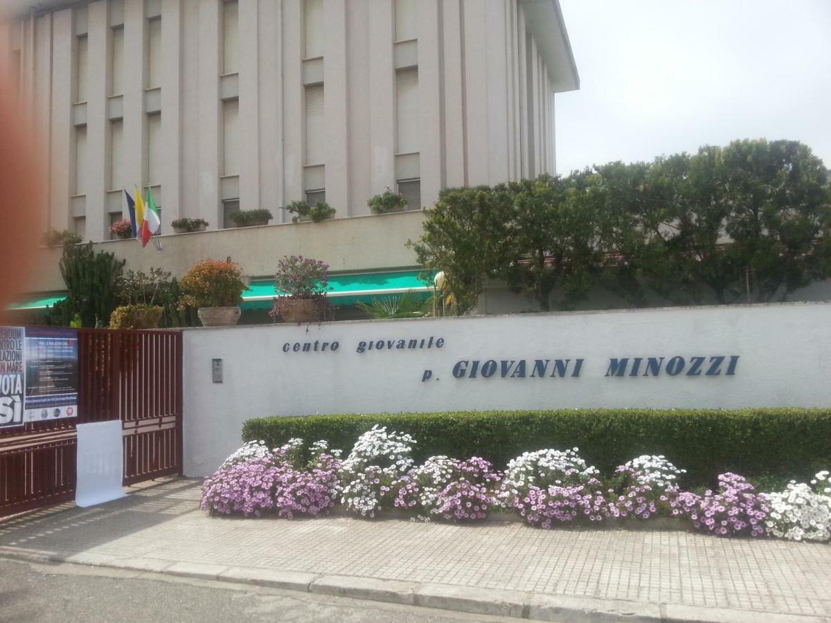 Centro Giovanile Padre Minozzi Otel Policoro Dış mekan fotoğraf