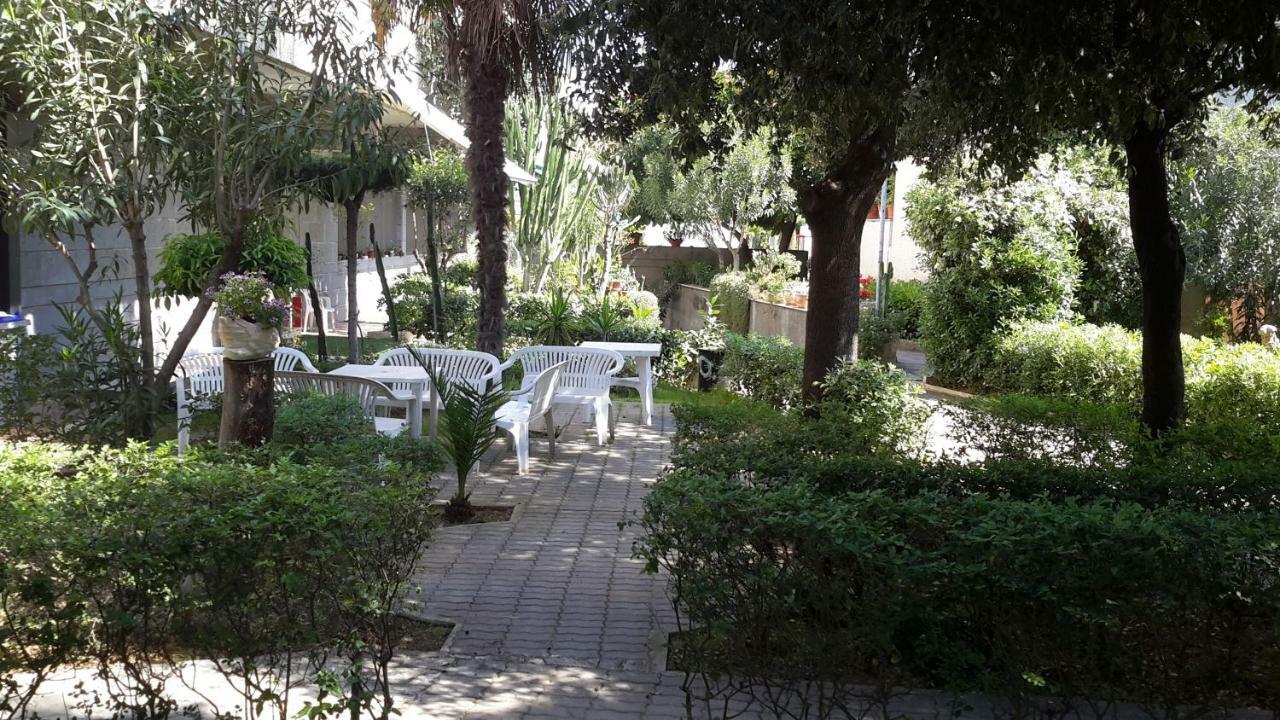 Centro Giovanile Padre Minozzi Otel Policoro Dış mekan fotoğraf