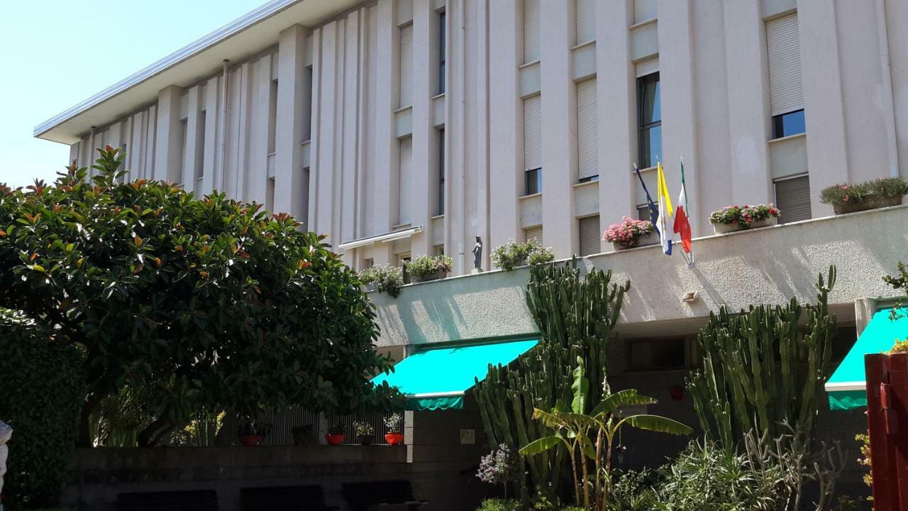 Centro Giovanile Padre Minozzi Otel Policoro Dış mekan fotoğraf